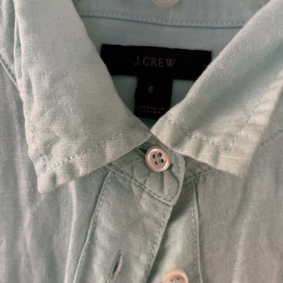 J. Crew Collared Long Sleeve Light Green Bottoned Down Shirt w/Pocket Size 8 - Picture 4 of 9